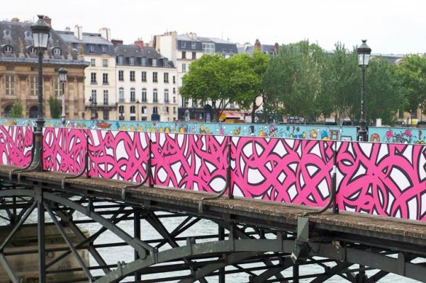 [CHRONIQUE] Pont des Arts : pourquoi le Street Art y a-t-il sa place