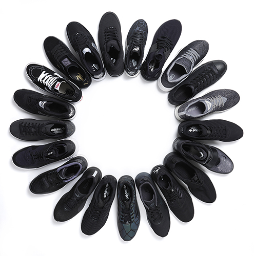 dontgounnoticed foot locker black sneakers